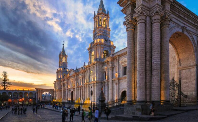 De Arequipa a Puno: Un viaje inolvidable por el sur del Perú