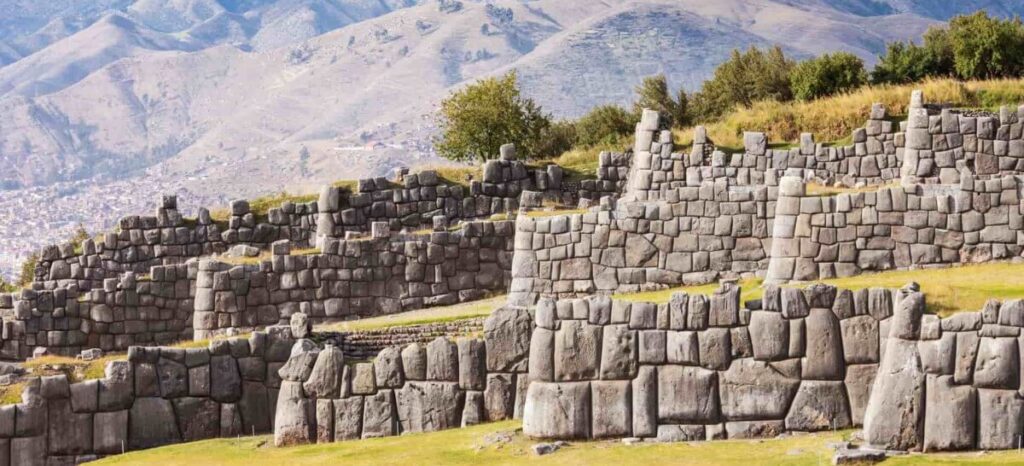 sacsayhuaman
