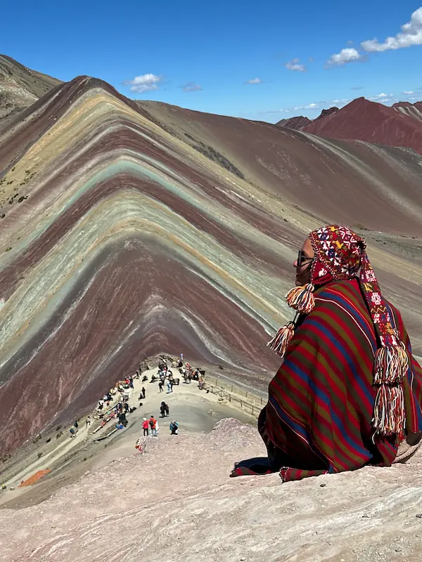 Vista de las franjas de colores de Vinicunca