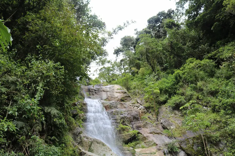 Cascada en la ruta del Camino Inca