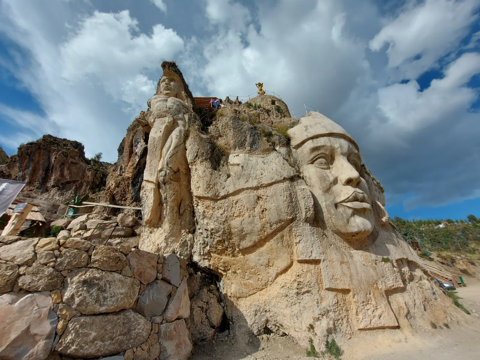 Tour Morada de los Dioses – Apukunaq Tianan