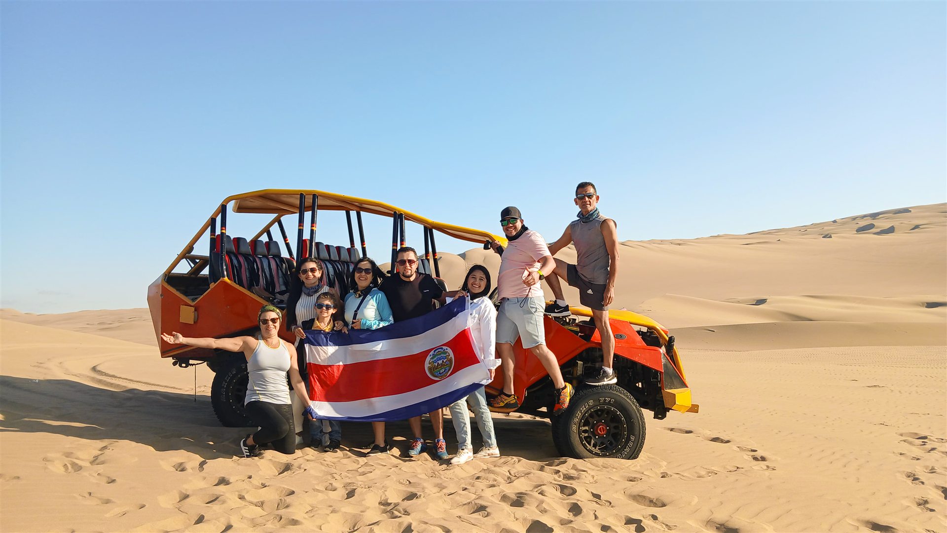 Tour Linhas de Nazca e Huacachina Dia Inteiro